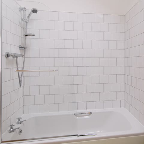 Soak in the bathtub with a glass of pinot noir after a long day of hiking