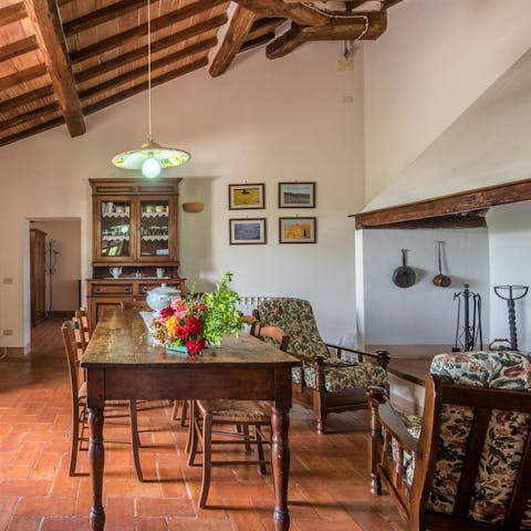Admire the Tuscan charms of this 19th-century farmhouse