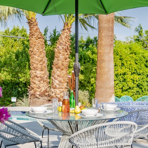 Breakfast alfresco, enjoying pancakes and freshly brewed coffee in the shade