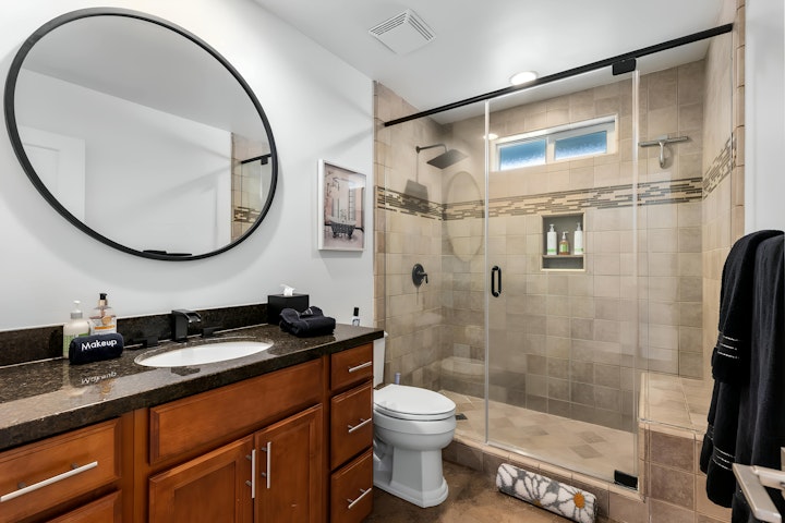 Bathroom photo