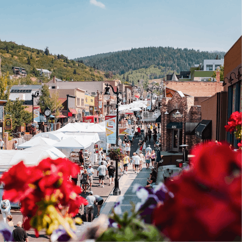 Stay in Park City, a five-minute walk from shops, restaurants and bars