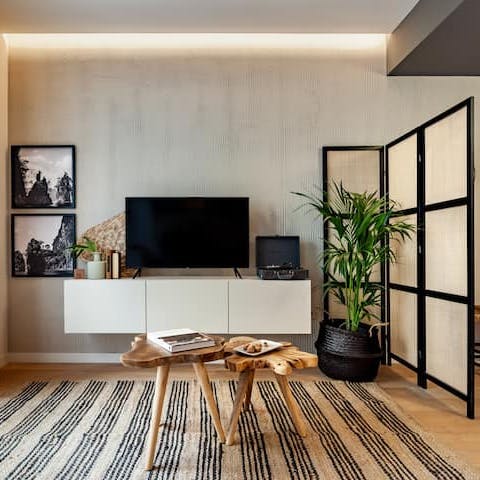 Pop a vinyl on the record player as you relax with a glass of tempranillo