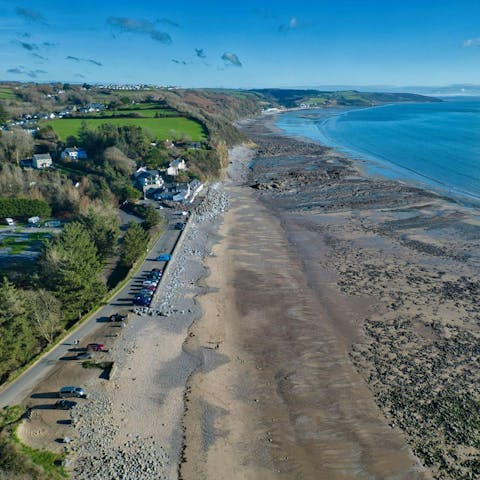 Set out of the front door and straight onto the sand