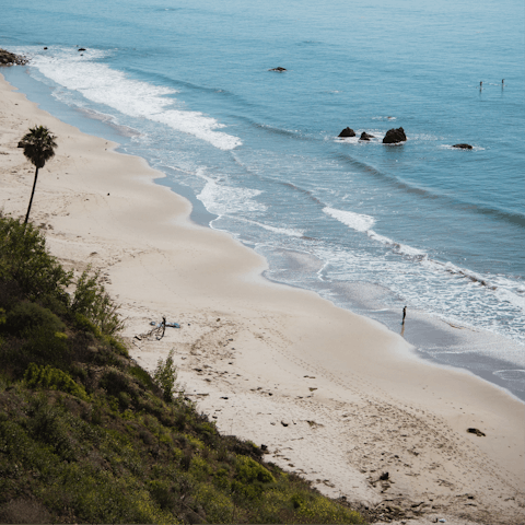 Sink your toes into the sand – Malibu’s beaches are just twenty minutes away
