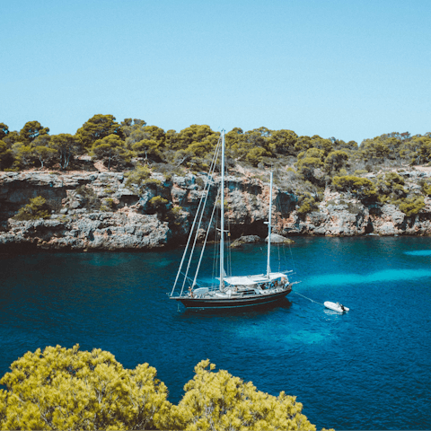 Enjoy easy access to some of Mallorca's most beautiful sights