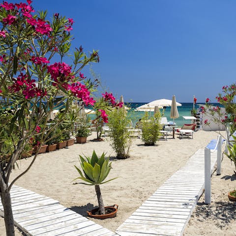 Walk straight out of the garden onto the gorgeous white sands of Fontane Bianche Beach