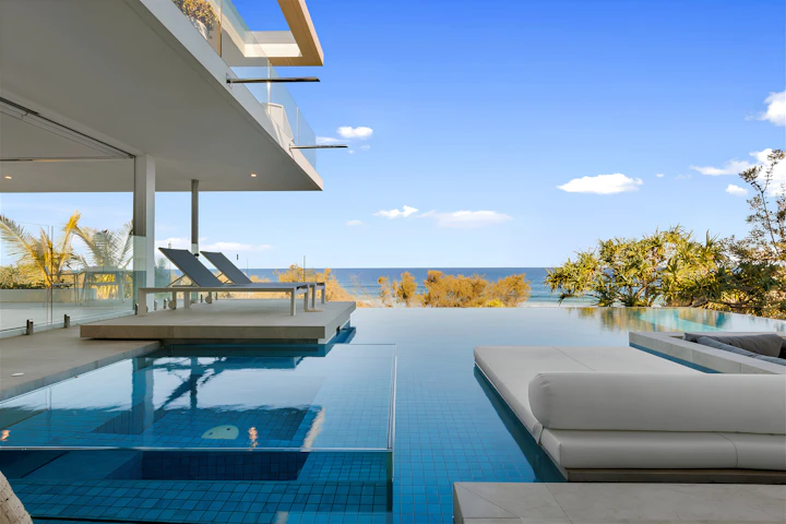 Ocean's Embrace, Queensland, Australia | Plum Guide
