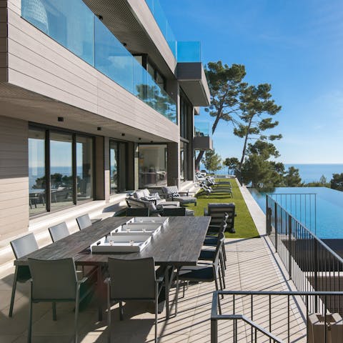 Dine by the pool