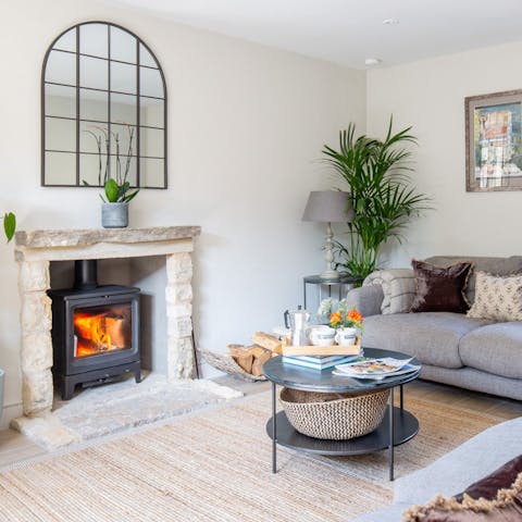 Prepare your morning coffee and enjoy the warmth and tranquillity of this home