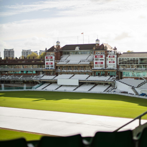 Stay a ten-minute walk from The Oval cricket ground