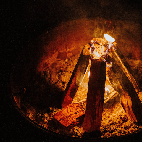 Keep the long summer nights flowing around the firepit and catch a shooting star