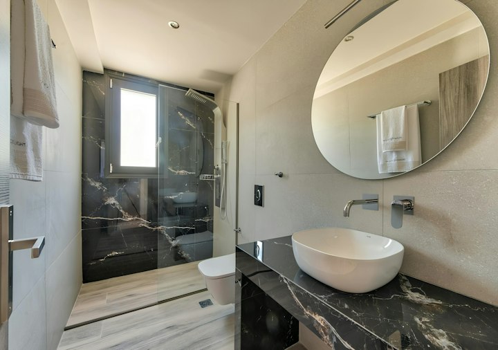 Bathroom photo