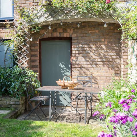 Find the perfect spot for evening drinks in the garden