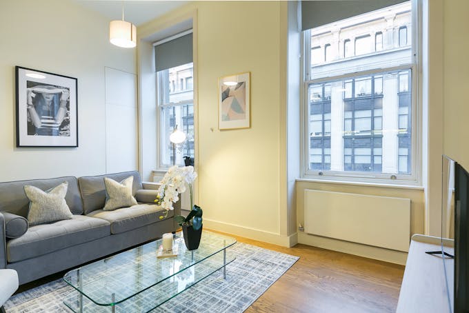 Baker Street Charm