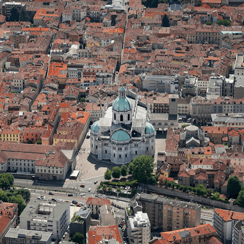 Stroll five minutes east to the majestic Duomo di Como