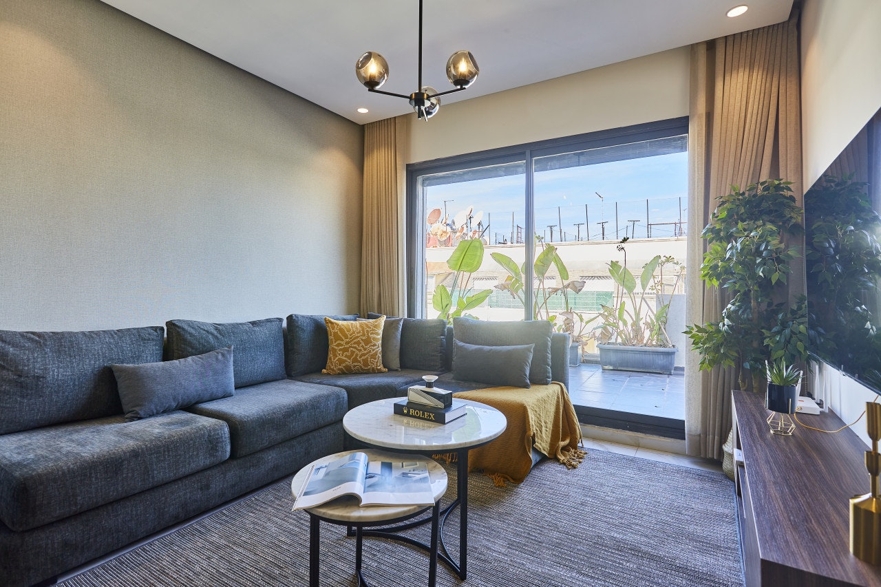 Casa Above