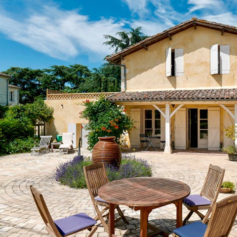 Relax in the charming fountain garden