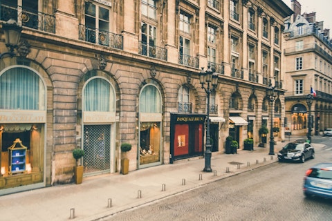 Browse the legendary street housing the world's most prestigious fashion houses