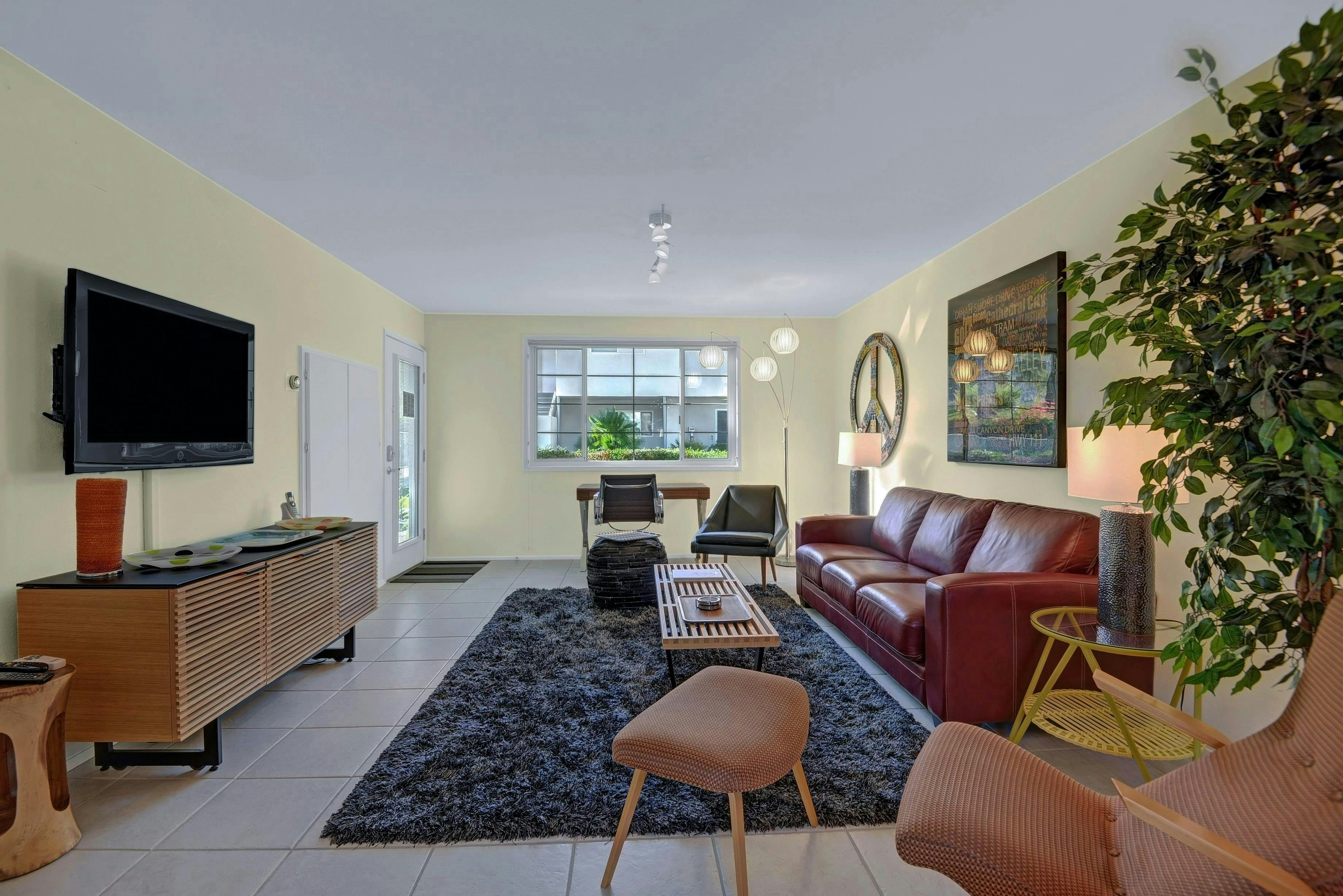 Midcentury Oasis