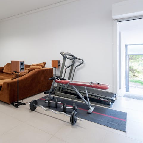 Start the day with a workout in the small fitness room, followed by a soak in the jacuzzi bathtub