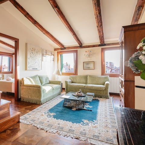 Put your feet up and relax in the living room after a day out exploring the best of the city