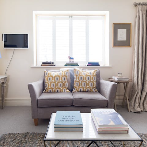 Flick through the coffee table books as you enjoy some downtime