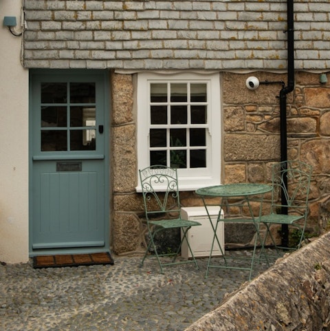 Step outside to enjoy a coffee in the fresh coastal air