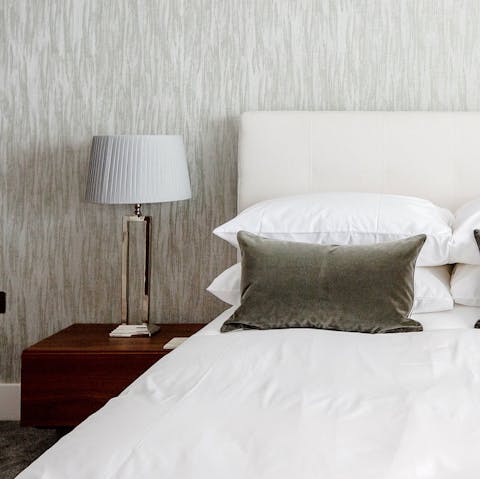 Sleep well on soft French linen in the bedroom