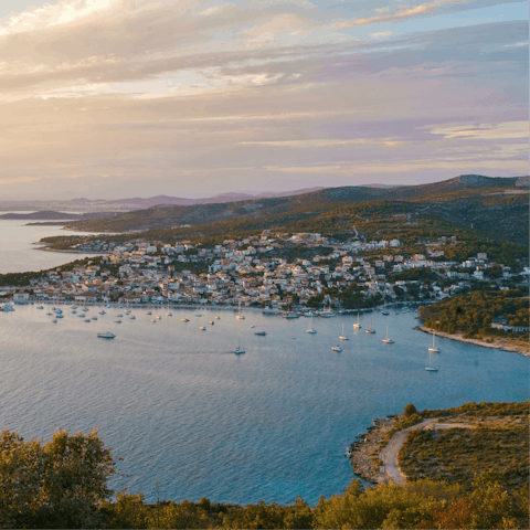 Explore the stunning surroundings of Primosten