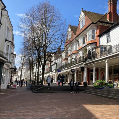 Explore the independent shops and museums of nearby Tumbridge Wells