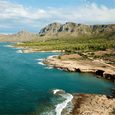 Explore Mallorca's stunning coastline, a ten-minute drive away