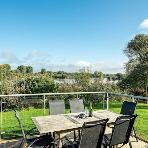 Share alfresco dinners on the terrace