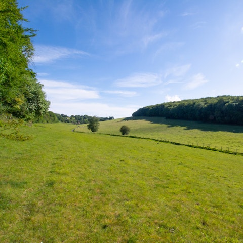 Stay in the Kent Downs AONB and exploring the country walks