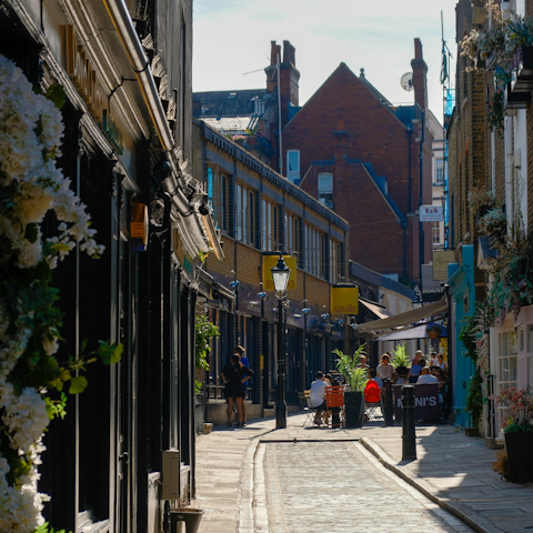 Explore the village charm of Hampstead’s boutiques and cafés