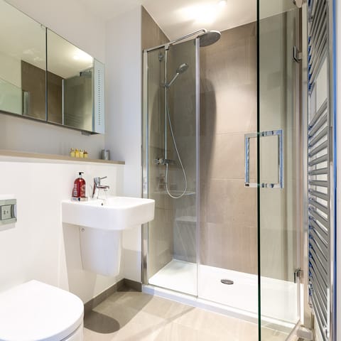 the luxurious en-suite bathroom