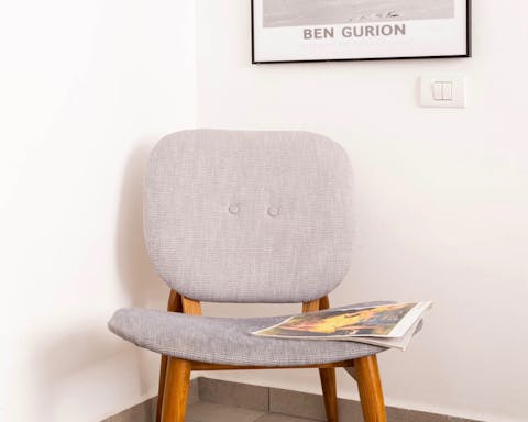 This mid-century inspired chair