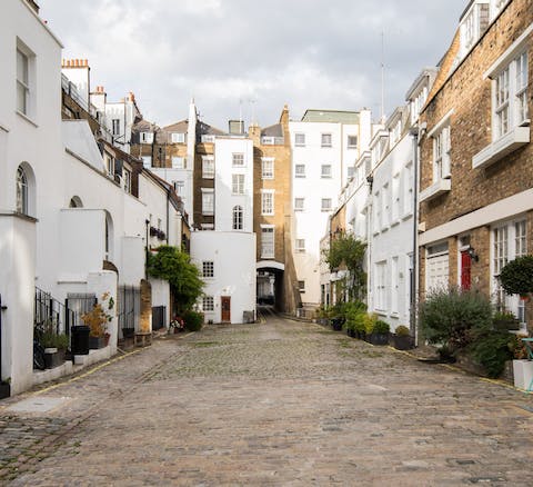 A quaint mews setting