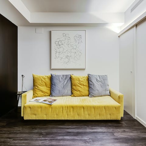 This brightly-coloured sofa