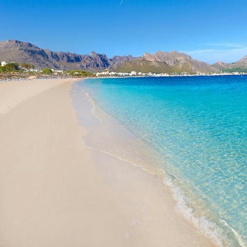 Enjoy a day at the beach – a ten-minute drive away
