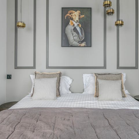 Well dressed bedrooms