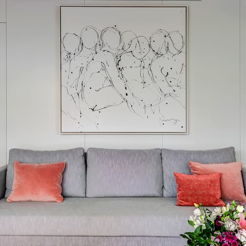 This centrepiece painting