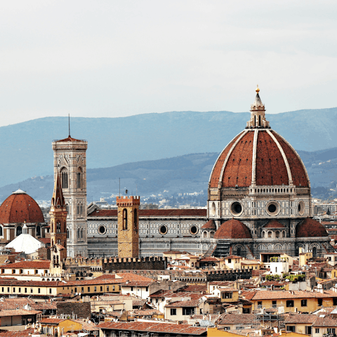 Explore the magic of Florence, just an hour drive's away by car
