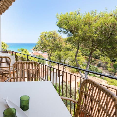 Feel the refreshing spirit of coastal living whilst sitting on the terrace