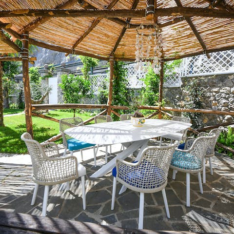 Prepare a seafood dinner to share alfresco