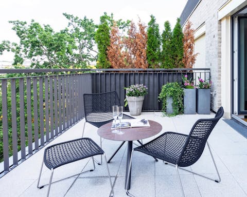 A comfy terrace for small breaks