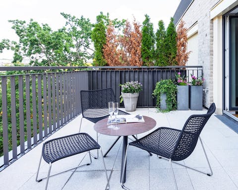 A comfy terrace for small breaks