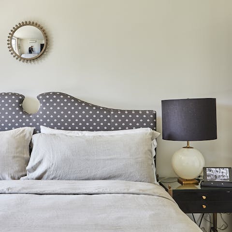 Sleep soundly thanks to the luxury bedding