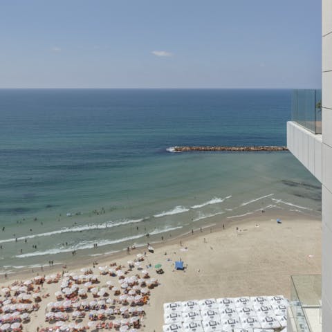 Views directly out to sea