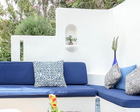 The welcoming patio