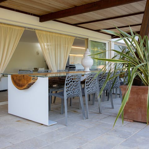Dine alfresco in the shade of the covered terrace